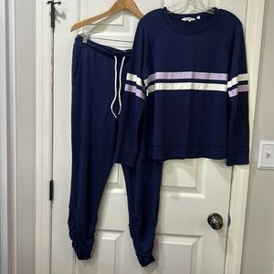 Candace Cameron Bure Malibu Lounge Reg Jogger & The Malibu Lounge Sweatshirt